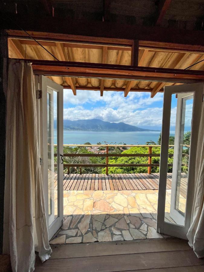 Chale Com Vista Para O Mar Ilhabela Exterior foto